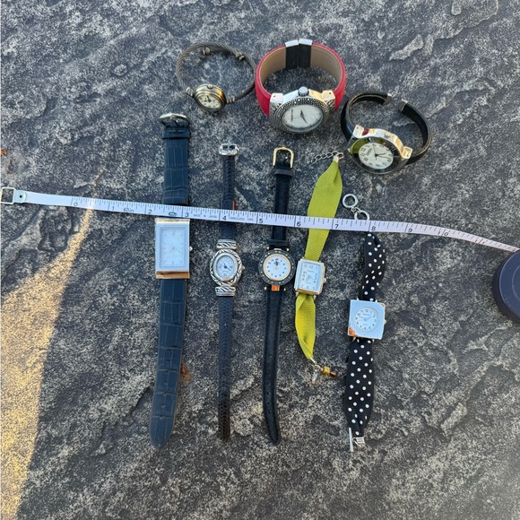 8 BUNDLE Women’s Watches - Picture 3 of 3